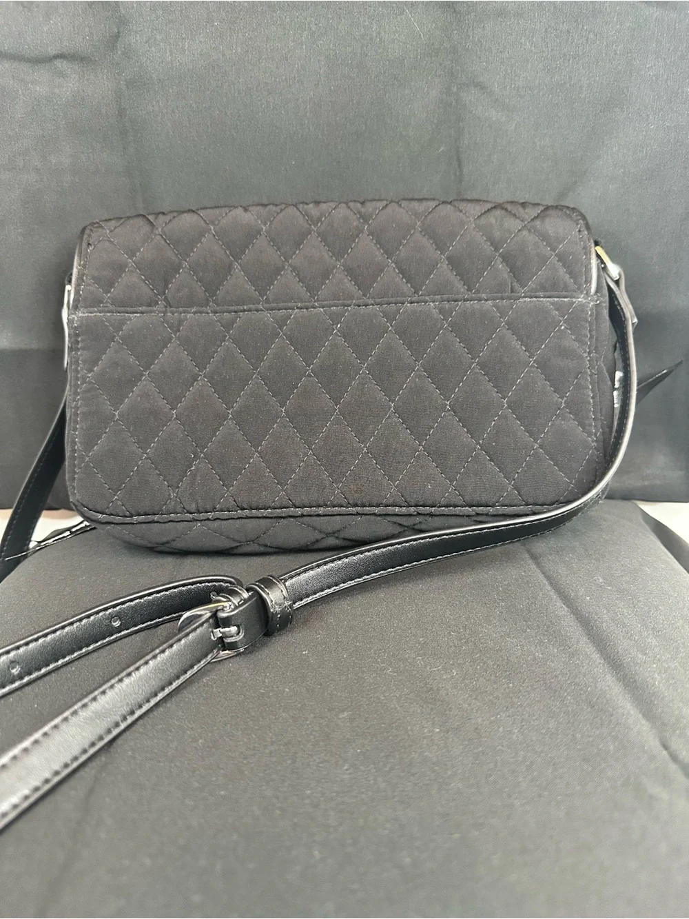 Vera Bradley Black Quilted Crossbody Bag with Logo Medallion, NWT, 9x6ins
